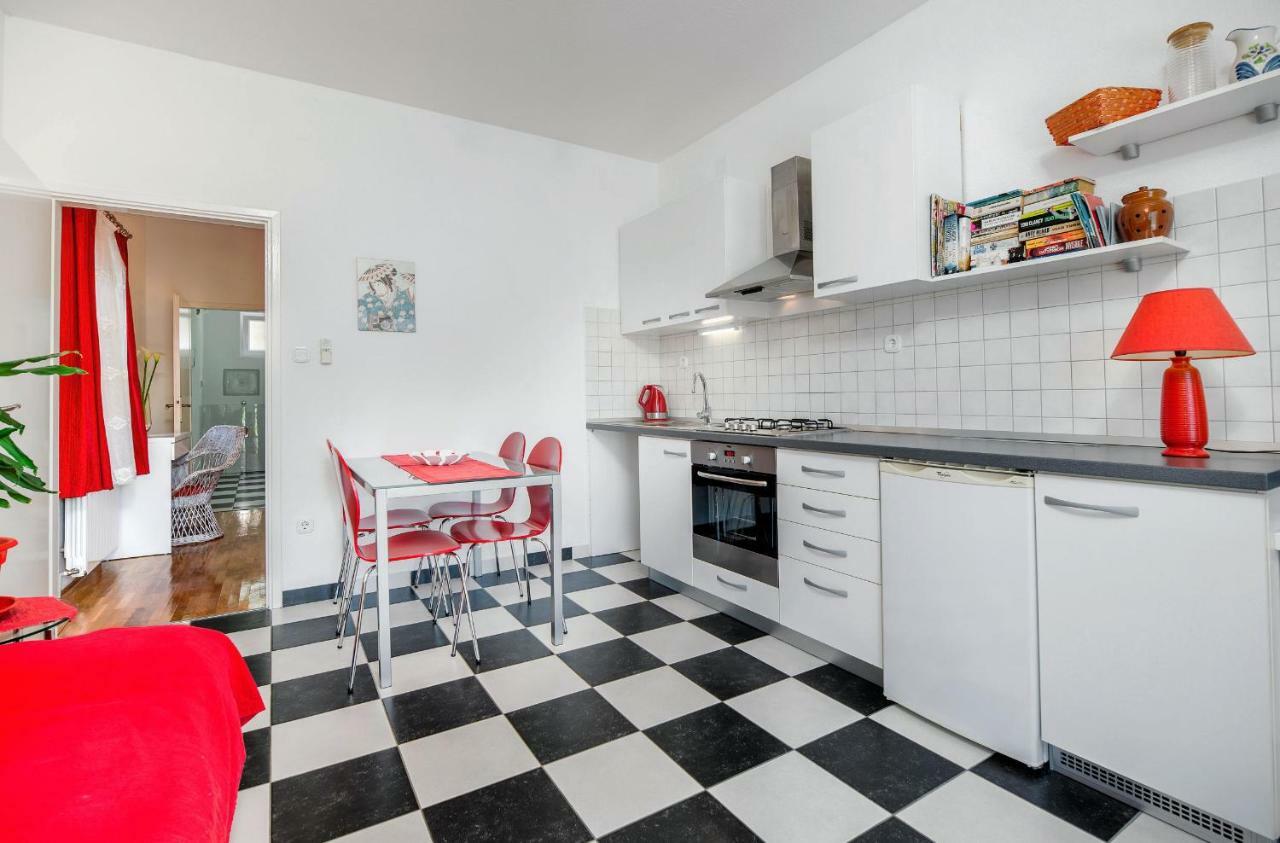 Cozy New Flat For 2 Or 3 Apartment Хвар Екстериор снимка